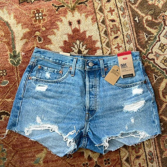 Levi’s 501 Original Fit High Rise Shorts - Picture 1 of 2
